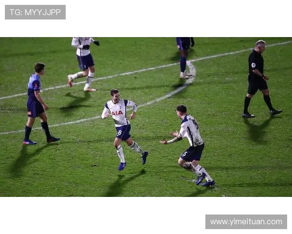 墨胜狮吼战平恩杜卡达戈各破门